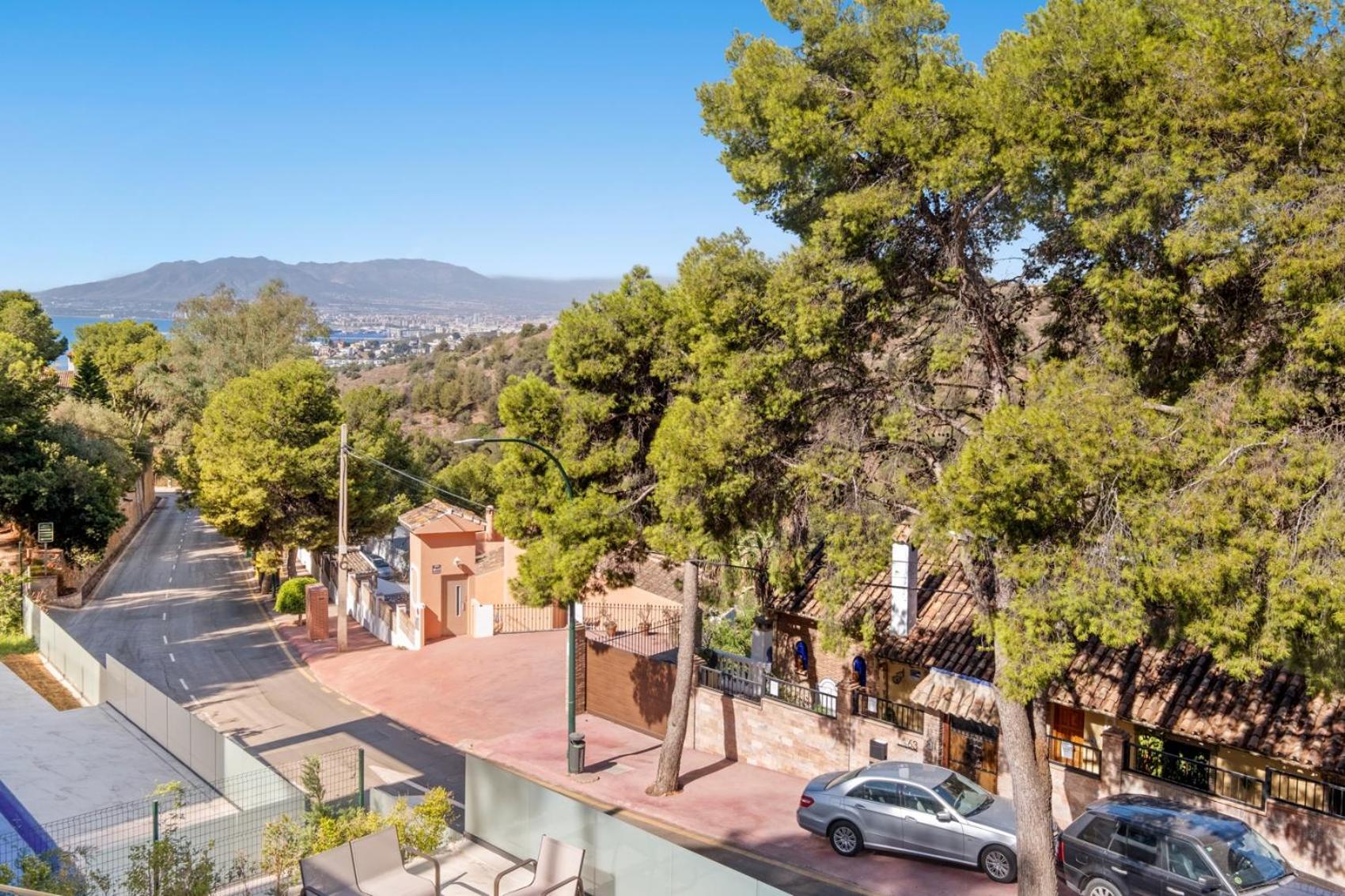 Villas Pinares De San Anton - Sea, City, Mountain, Views Малага Екстериор снимка